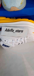 Sepatu Olahraga Hoka Clifton 9: Sepatu Running & Gym Terbaik 2023