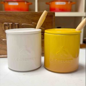 Le Creuset Authentic Stoneware Boston Honey Pot Storage Canister with Silicone Dipper (White or Nectar)