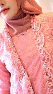 Kebaya Modern Terbaru: Kebaya Inara & Kebaya Kutubaru