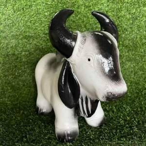 วัว วัวดินเผา รูปปั้นวัว