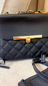 paket tas selempang dan sandal hak tahu simple