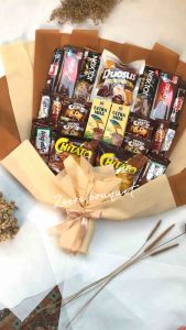 (B23) Buket snack/snack bouquet/bucket snack [INCLUDE: card + packing]