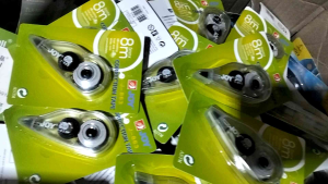 CORRECTION TAPE 8M (JOY) HIGH QUALITY MAKAPAL/ MAGANDA SMOOTH GAMITIN TO ERASE ALL ERASURES.