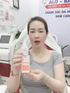 Serum Nám Vita-C Derosea