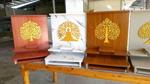 หิ้งพระโมเดิร์น ลายหินอ่อน ติดผนังได้ ตั้งโต๊ะได้ ฟรีต้นโพธิ์โอมรวย (เลือกได้ในตัวเลือกสินค้าค่ะ)