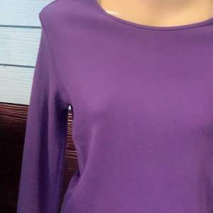 เสื้อแขนยาวมือสองงานคัดแบรนด์เนมสีม่วงคัดงานกระสอบหัวผ้า