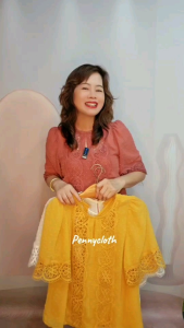 69829 เสื้อ A La Carte ชีฟอง คอกลมแต่งทริม แขนสั้นแฟร์ เนื้อผ้ามีจุดในตัว แต่งผ้าลูกไม้เนื้อทอใหม่ มีซับใน ใส่สบาย by PENNY CLOTH สีปูนสีจริงเข้มกว่าในวีดีโอค่ะ