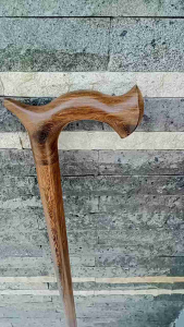 Tongkat jalan kayu Kelor Jawa motif cula A160