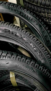 High-Quality 20X2.125 4PLY Tribike Sidecar Tire: SONNET SPECIAL LEO