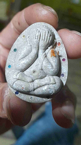 พระปิดตาเหนือดวงมหาเศรษฐี หลวงปู่จื่อ พันธมโต วัดเขาตาเงาะ