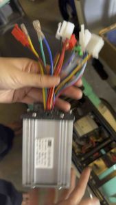 กล่องคอนโทรลมอเตอร์จักรยานสองล้อไฟฟ้า กล่องควบคุมมอเตอร์ 36/48V 350W ส่งตรงจากโรงงาน พร้อมคู่มือการใช้งาน