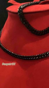 Satu Set kalung dan gelang titanium pria model terbaru / titanium pria anti luntur