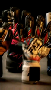 Sarung tangan kiper Fat praxi hitam pinx terbaru dewasa sepakbola