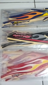 Sticker Striping Lis Body Motor Mio 2006 Warna Merah /Hitam / Biru