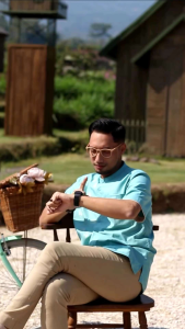 Dannis Sarimbit dcamila