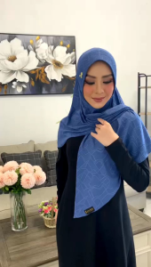 Qonita Alya Hijab Jilbab Instan Segitiga Oval Pet Soft Premium