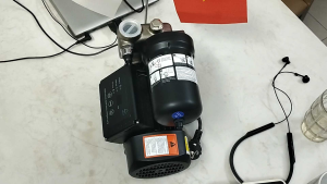 Máy bơm nước tăng áp điện tử Inox dùng cho nước nóng GME300S/HBR300M (300W)