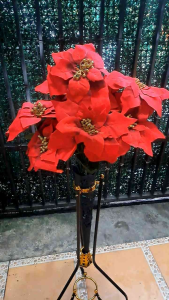 bunga natal dekorasi natal bunga kastuba bunga poinsentia cabang 10 sudah berikut pot standing corong