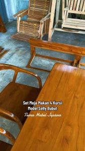 Set Meja Makan Kayu Jati + 4 Kursi Selly Bubut - Set Meja Makan Kursi Lengkung Modern