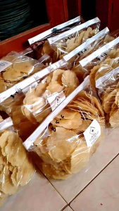 Emping Asli Melinjo 1kg Mentah khas Pandeglang Banten