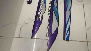 Bộ tem Dream lùn 94 màu đen hàng nhập Thái Lan chất lượng cao dành trang trí riêng cho dòng xe này tem in lụa tẩy phim màu ánh kim màu sắc cực đẹp và bền giá bán cực tốt bán lẻ như bán sỉ