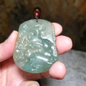 Premium Type A Jadeite Icy light green Goat Jade pendant (with certificate) 翡翠冰种淡绿山羊吊坠(带证书)