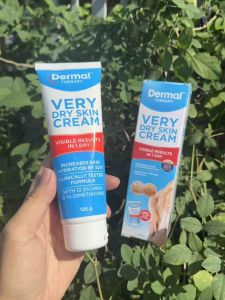 Kem dưỡng ẩm Dermal Very Dry Skin Cream dành cho da khô tuýp 125g