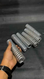 Perbandingan Shockbreaker Depan Vespa VBB VNB VNA Dsb Fork Kaki 3 Ulir 16 Lebih Pendek Baja Kuat Bagus Murah Grosir Eceran