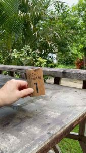 พวงกุญแจห้องพัก พวงกุญแจ Keychain พวงกุญแจโรงแรม พวงกุญแจแกะสลักด้วยเลเซอร์ พวงกุญแจ พวงกุญแจไม้สัก พวงกุญแจไม้แกะสลักออกแบบฟรี พวงกุญแจที่ระลึกท่องเที่ยว