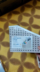 Khay tiện ích 4 ngăn sử dụng để bút điều khiển đồ đa năng hàng Cao cấp việt nam