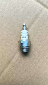 A325หัวเทียน BM6A NGK รุ่น ES-511(ครบชุด) เครื่องตัดหญ้า 2 จังหวะ "ยี่ห้อ" Martens #สำหรับงานหนัก #งานคุณภาพ #แท้ติดเครื่องใหม่มา #ตรงปก100% (ได้ตามรูปภาพ)