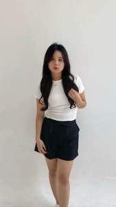 Reverie - Luna Top - Kaos Wanita Lengan Pendek Round Neck Crop Basic - Atasan Wanita Bahan Spandex Short Sleeve One Size