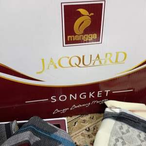 Kain pelikat mangga songket jacquard kotak putih