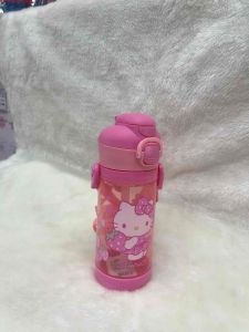 กระติกน้ำแบบหลอดดูด และแบบยกดื่มอยู่ในขวดเดียวกัน 450 ml สายสะพาย ลาย การ์ตูน