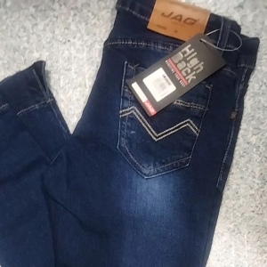 ANKLE CUT SKINNY JEANS FOR LADIES Stretchable  Denim  available size 25to32