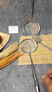 Saringan Minyak Halus & Saringan Lemak Masakan: FJX-8 10 13 CM Stainless Steel Tebal Kitchenware\\n\\n Pengenalan Saringan Minyak Halus & Saringan Lemak Masakan\\n\\nSaringan minyak halus dan saringan lemak masakan FJX-8 10 13 CM Stainless Steel tebal kitchenware adalah alat yang dirancang untuk memudahkan proses penyaringan minyak dan lemak saat memasak. Dengan bahan stainless steel berkualitas tinggi, saringan ini akan memberikan hasil penyaringan yang lebih baik dan tahan lama.\\n\\n Spesifikasi Produk\\n\\nBerikut ini adalah spesifikasi produk saringan minyak halus dan saringan lemak masakan FJX-8 10 13 CM Stainless Steel tebal kitchenware:\\n\\n- Ukuran: 10 x 13 cm\\n- Material: Stainless steel tebal\\n- Jenis: Saringan minyak halus dan saringan lemak masakan\\n\\n Keunggulan Produk\\n\\nBeberapa keunggulan dari saringan minyak halus dan saringan lemak masakan FJX-8 10 13 CM Stainless Steel tebal kitchenware antara lain:\\n\\n- Mudah digunakan dan dibersihkan\\n- Tahan lama dan tahan terhadap karat\\n- Desain yang ergonomis untuk memudahkan penggunaan\\n\\n Cara Menggunakan Saringan Minyak Halus & Saringan Lemak Masakan\\n\\nBerikut ini adalah langkah-langkah penggunaan saringan minyak halus dan saringan lemak masakan FJX-8 10 13 CM Stainless Steel tebal kitchenware:\\n\\n1. Siapkan wadah yang akan digunakan untuk menyaring minyak atau lemak masakan.\\n2. Masukkan minyak atau lemak masakan ke dalam wadah.\\n3. Tempatkan saringan minyak halus dan saringan lemak masakan FJX-8 10 13 CM Stainless Steel tebal kitchenware di atas wadah.\\n4. Tuangkan minyak atau lemak masakan melalui saringan.\\n5. Hidupkan kompor dan panaskan minyak atau lemak masakan.\\n6. Setelah proses penyaringan selesai, bersihkan saringan minyak halus dan saringan lemak masakan FJX-8 10 13 CM Stainless Steel tebal kitchenware.\\n\\n Tips dan Trik\\n\\nBerikut ini adalah beberapa tips dan trik untuk menggunakan saringan minyak halus dan saringan lemak masakan FJX-8 10 13 CM Stainless Steel tebal kitchenware:\\n\\n- Gunakan saringan minyak halus dan saringan lemak masakan FJX-8 10 13 CM Stainless Steel tebal kitchenware saat memasak untuk mendapatkan hasil penyaringan yang lebih baik.\\n- Bersihkan saringan minyak halus dan saringan lemak masakan FJX-8 10 13 CM Stainless Steel tebal kitchenware setelah digunakan untuk menjaga kebersihan dan kualitas alat.\\n- Simpan saringan minyak halus dan saringan lemak masakan FJX-8 10 13 CM Stainless Steel tebal kitchenware di tempat yang aman dan mudah dijangkau.\\n\\n Kelebihan dan Kekurangan Saringan Minyak Halus & Saringan Lemak Masakan\\n\\nBerikut ini adalah beberapa kelebihan dan kekurangan dari saringan minyak halus dan saringan lemak masakan FJX-8 10 13 CM Stainless Steel tebal kitchenware:\\n\\n Kelebihan Produk\\n\\n- Mudah digunakan dan dibersihkan\\n- Tahan lama dan tahan terhadap karat\\n- Desain yang ergonomis untuk memudahkan penggunaan\\n\\n Kekurangan Produk\\n\\n- Harga yang cukup mahal dibandingkan dengan saringan minyak halus dan saringan lemak masakan lainnya\\n- Ukuran yang lebih besar mungkin tidak sesuai untuk beberapa pengguna\n}