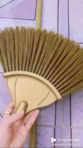 Chổi Nhựa Quét Nhà Hình Quạt - Chất Lượng Cao - Chiều Dài Cán Nhựa 90cm Chiều Dài Sợi Cước 16cm