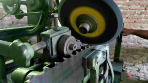 gergaji bandsaw/selendang untuk type 28 sudah full baja siap kerja.