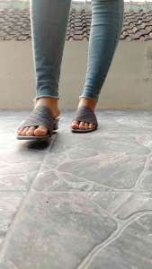 Zhevia - sendal slop - sandal rumah - sandal wedges baru - Sandal Wanita - Fashion Korea Import Real Pict
