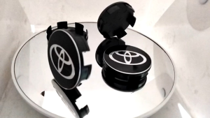 DOP TUTUP VELG AS RODA HITAM ALMUNIUM AVANZA ALLNEW AVANZA LAMA DIAMETER 5.7 CM