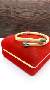 Gelang akar Bahar variasi putih alpaka