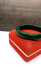 Gelang Akar Hijau Bahar: Desain Unik dan Aksesori Hijau Alami yang Cocok untuk Gaya Kasual