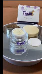 ครีมทริปเปิ้ลทรี TRIPLE T CREAM 1 กระปุก 20กรัม แถมฟรีสบู่โสมทานา คาในกล่อง
