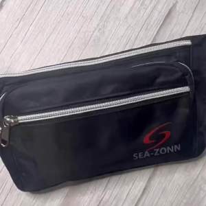 Ready Stock Zipper Nylon Material Casual Waist Bag/Beg Pinggang Men waist Beg