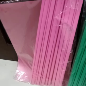 Sliding folders short ( plastic) 12 pcs per pack /per color per pack