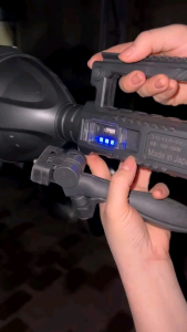 Đèn pin chuyên dụng siêu sáng xa hàng bãi Nhật