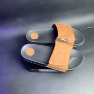 Sandal Pria Humphrey Kulit Garut: Desain Modern & Nyaman