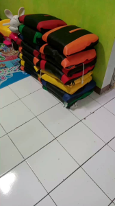 Sarung Jok Canter PS 120: Desain Ergonomis & Aksesoris Kendaraan Berat