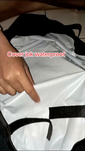 Cover jok anti air motor Xmax.Sarung Pelindung jok motor Xmax