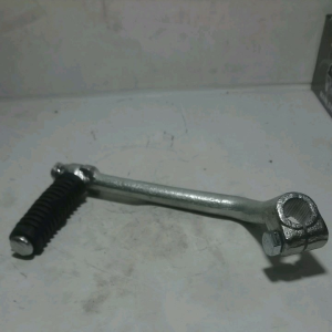 Kickstater Engkolan Selahan Karisma